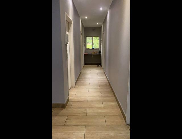 4 BEDROOM APARTMENT TO LET IN CLARENDON